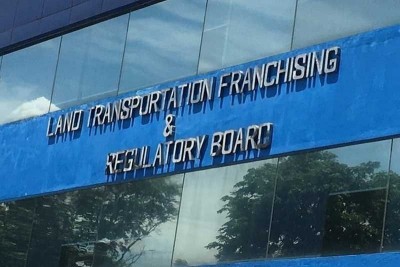 LTFRB 사무실 파일 사진.jpg